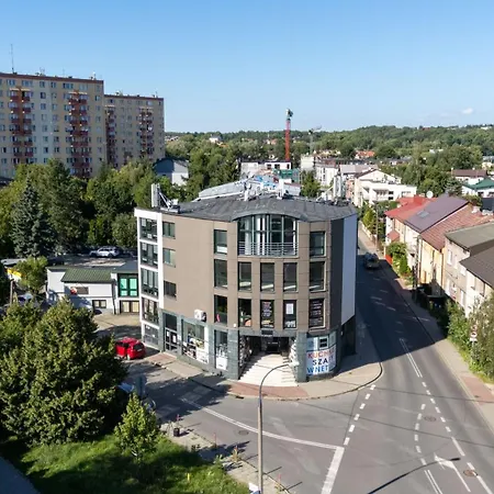 Pleszowska Urban Elegance By Bookinghost *