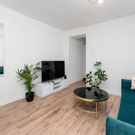 Apartment Pleszowska Urban Elegance By Bookinghost Krakau