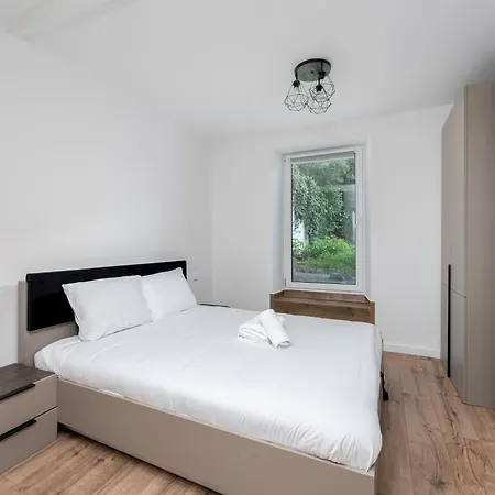 Apartment Pleszowska Urban Elegance By Bookinghost Krakau