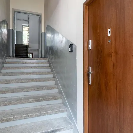 Apartamento Pleszowska Urban Elegance By Bookinghost *