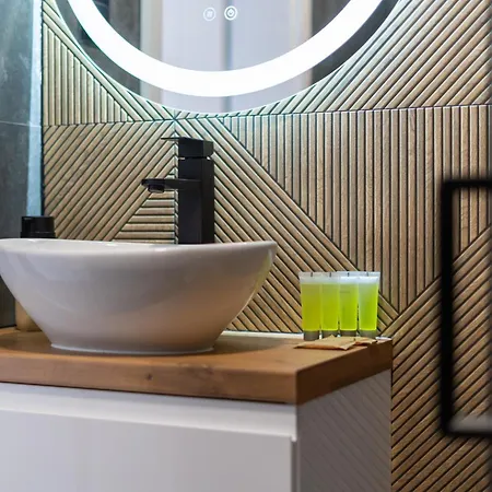 Apartamento Pleszowska Urban Elegance By Bookinghost